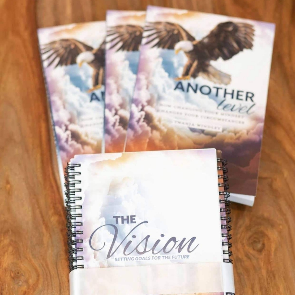 🚨Host Pick🚨Book & journal set📚